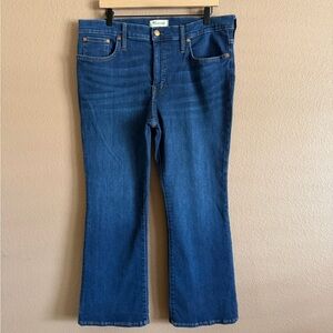 Madewell Mid-Rise Kick Out Jeans Size 32